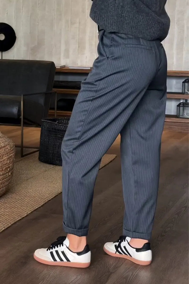 Sandra Sleek Tailored Pants